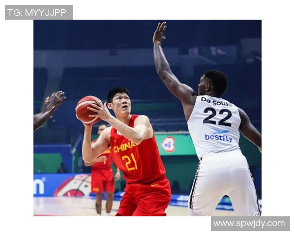 中国男篮在与埃及的激烈对决中第四节逆转胜利的精彩瞬间回顾