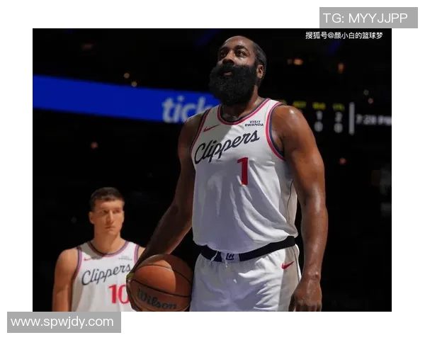 哈登失绝杀路程碑变路程悲，近9场竞赛只赢一场，快船已变成破船